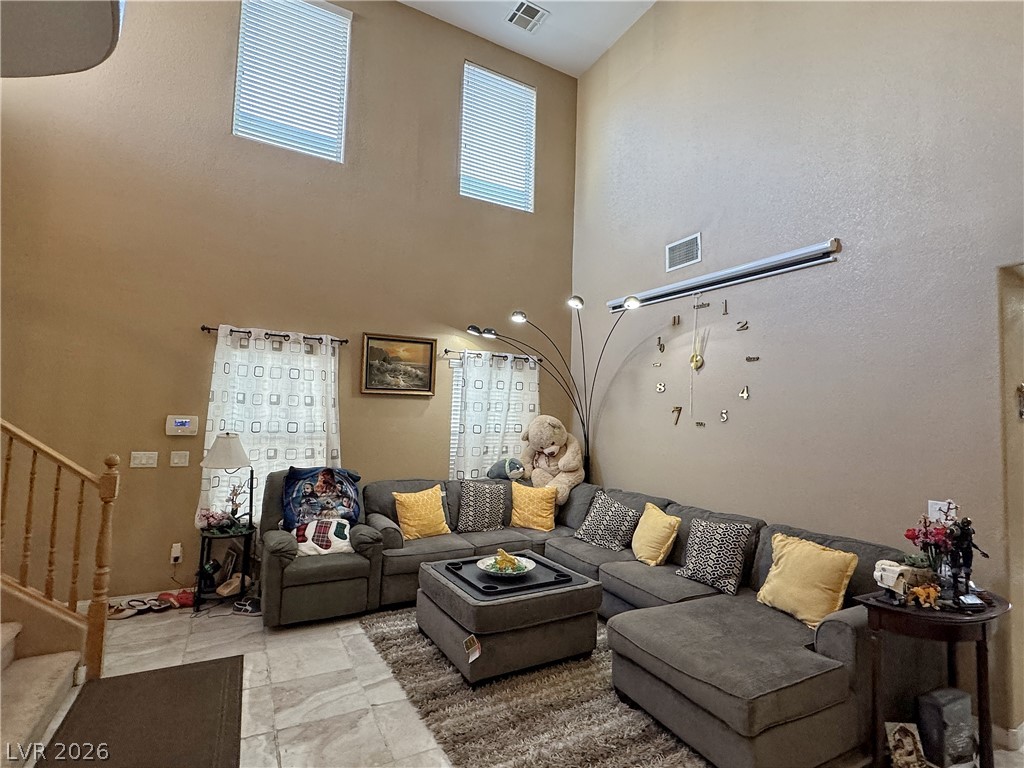 6041 Glenborough Street Las Vegas NV 89115