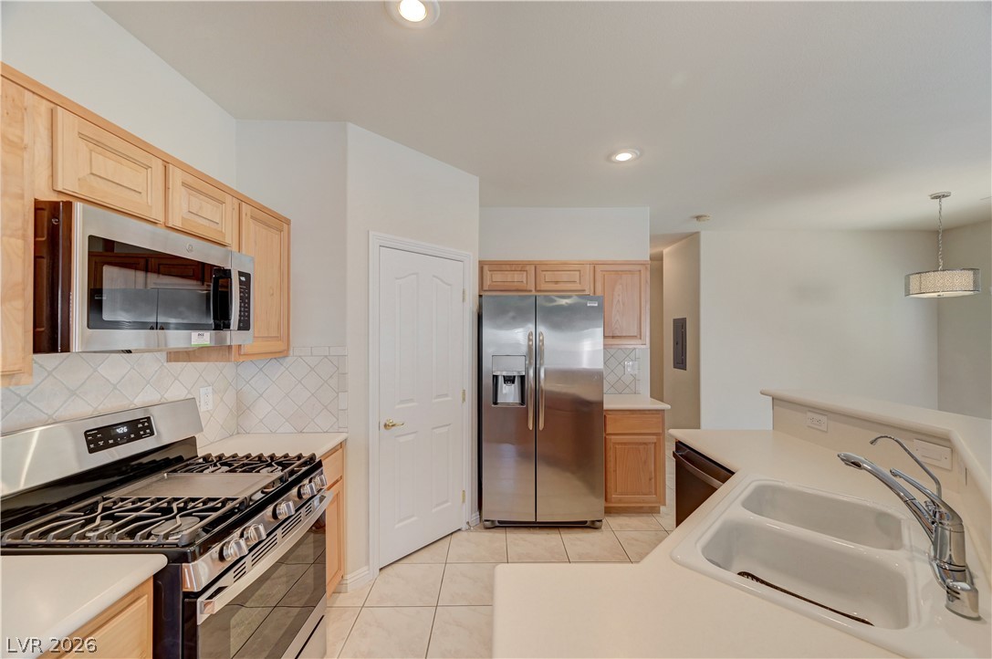 7040 Caribou Ridge Street 103 Las Vegas NV 89149