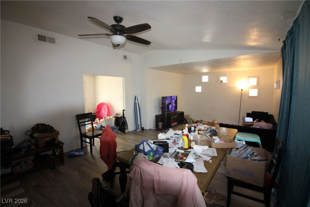 4135 Comb Circle Las Vegas NV 89104