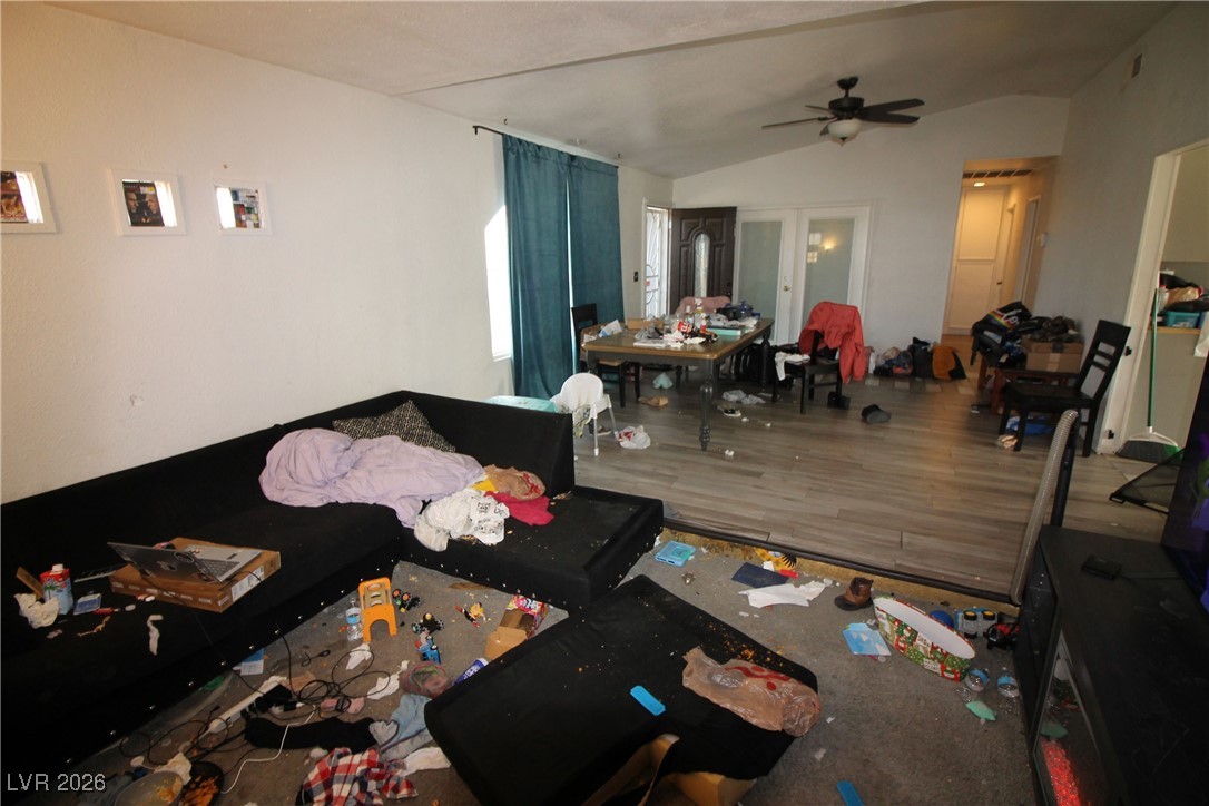 4135 Comb Circle Las Vegas NV 89104