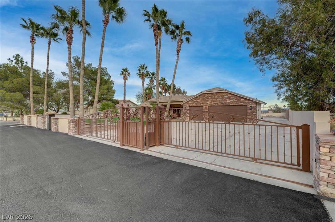 8030 La Cienega Street Las Vegas NV 89123