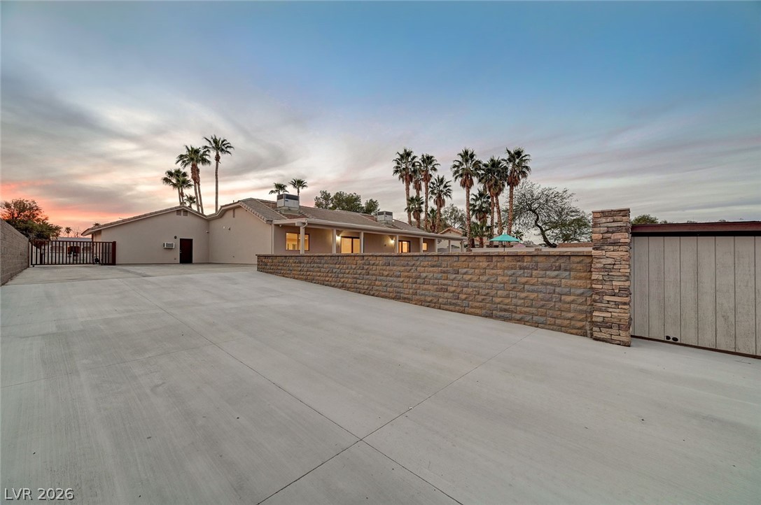 8030 La Cienega Street Las Vegas NV 89123