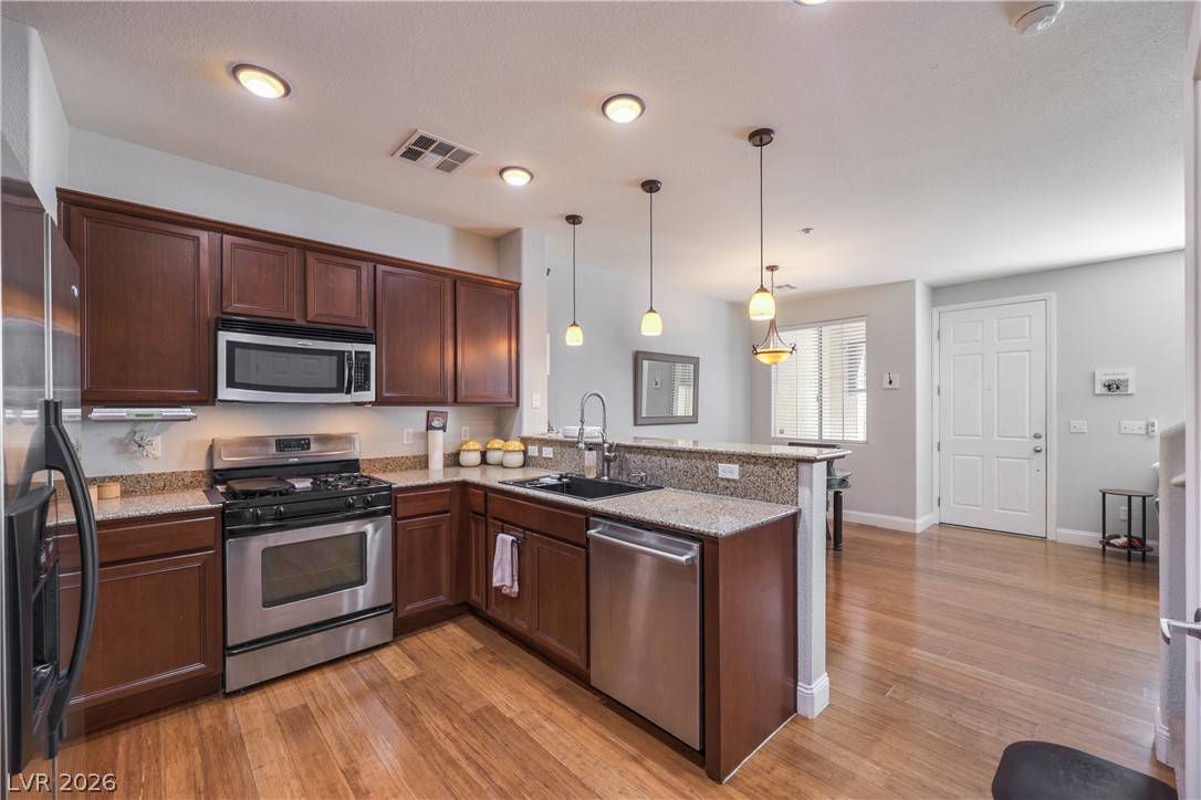 1525 Spiced Wine Avenue 12103 Henderson NV 89074