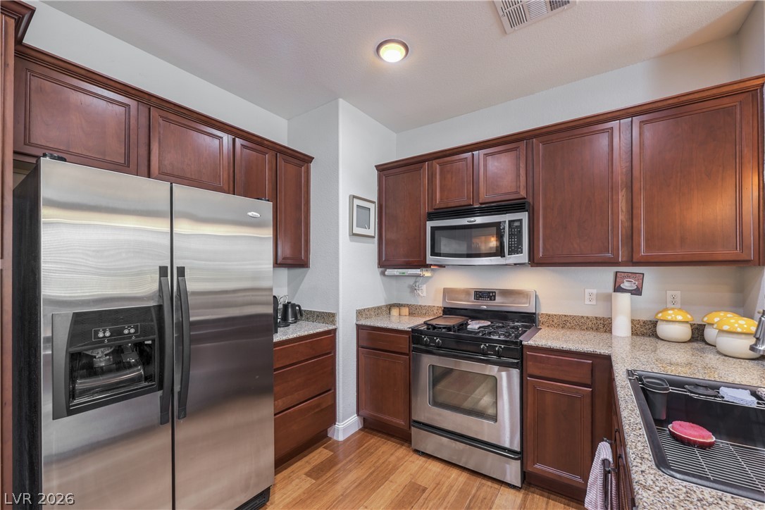 1525 Spiced Wine Avenue 12103 Henderson NV 89074