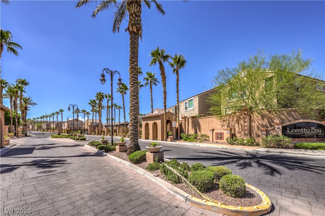 1525 Spiced Wine Avenue 12103 Henderson NV 89074