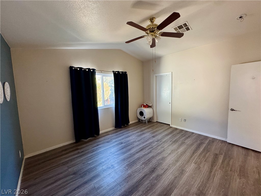 1827 Featherbrook Avenue North Las Vegas NV 89031