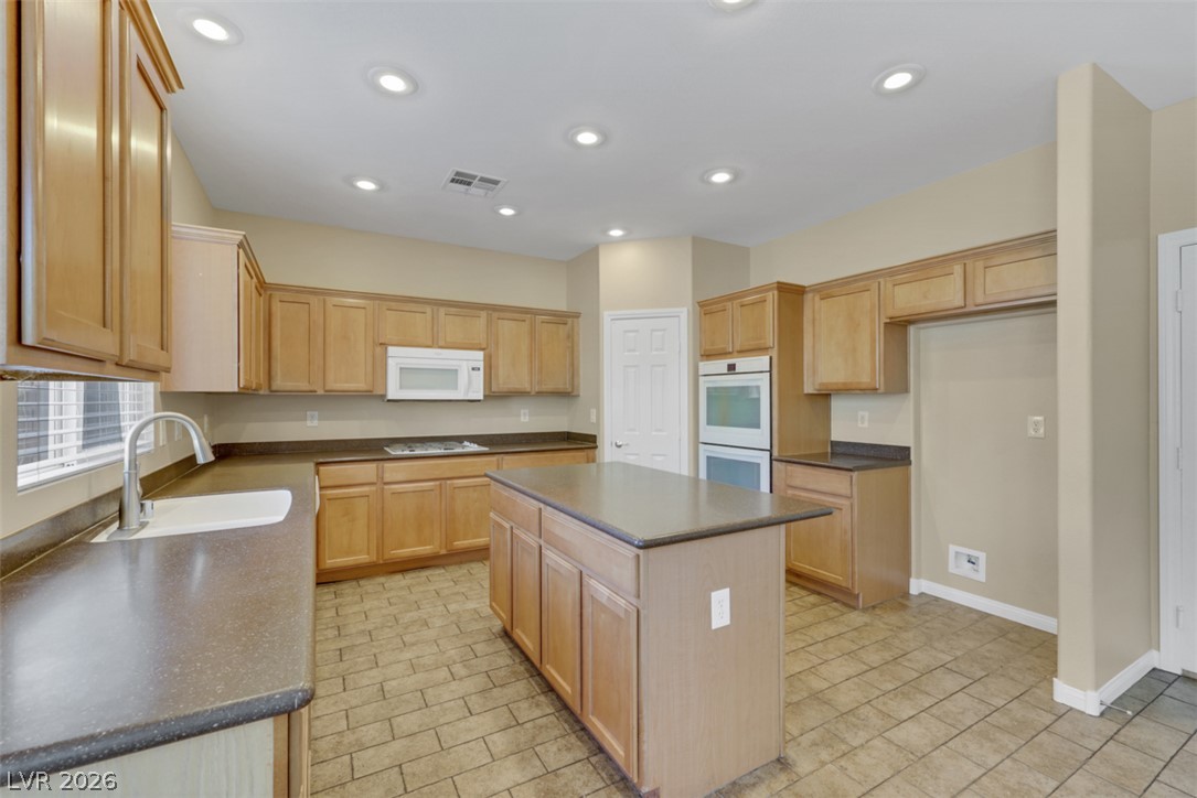 10328 Hawk Ravine Street Las Vegas NV 89178