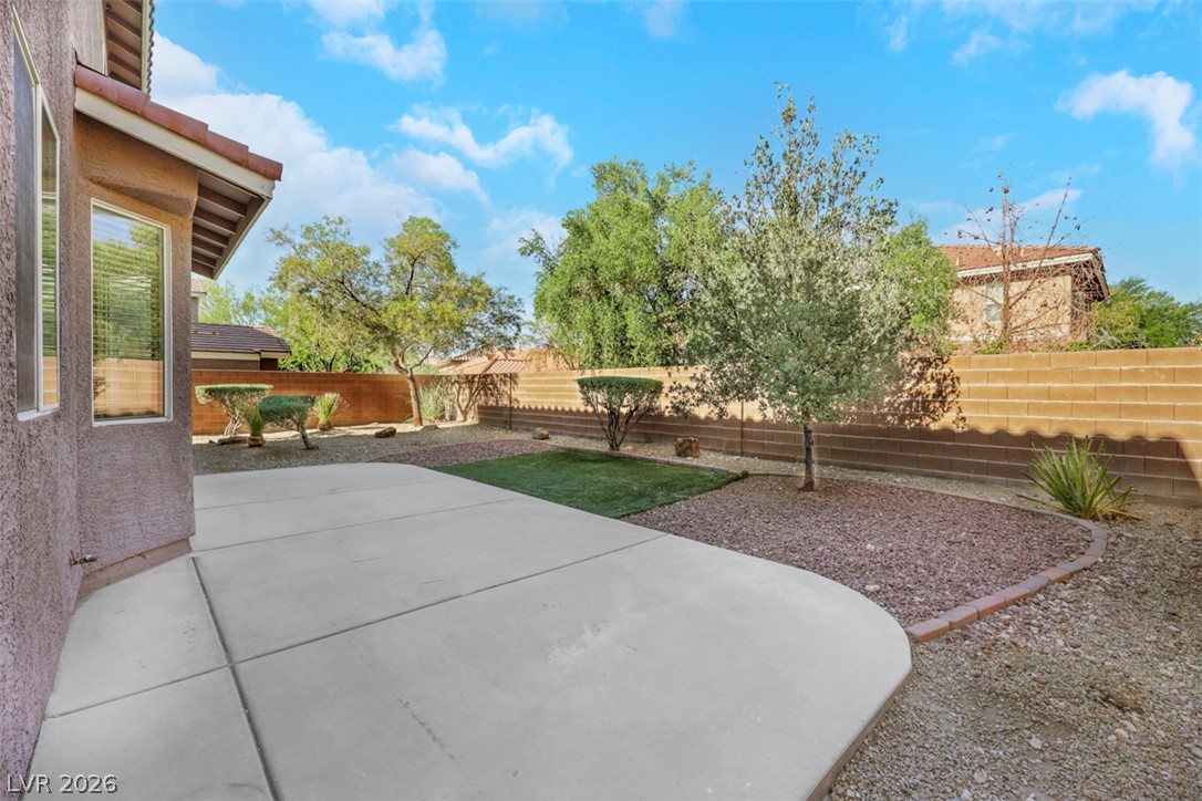 10328 Hawk Ravine Street Las Vegas NV 89178