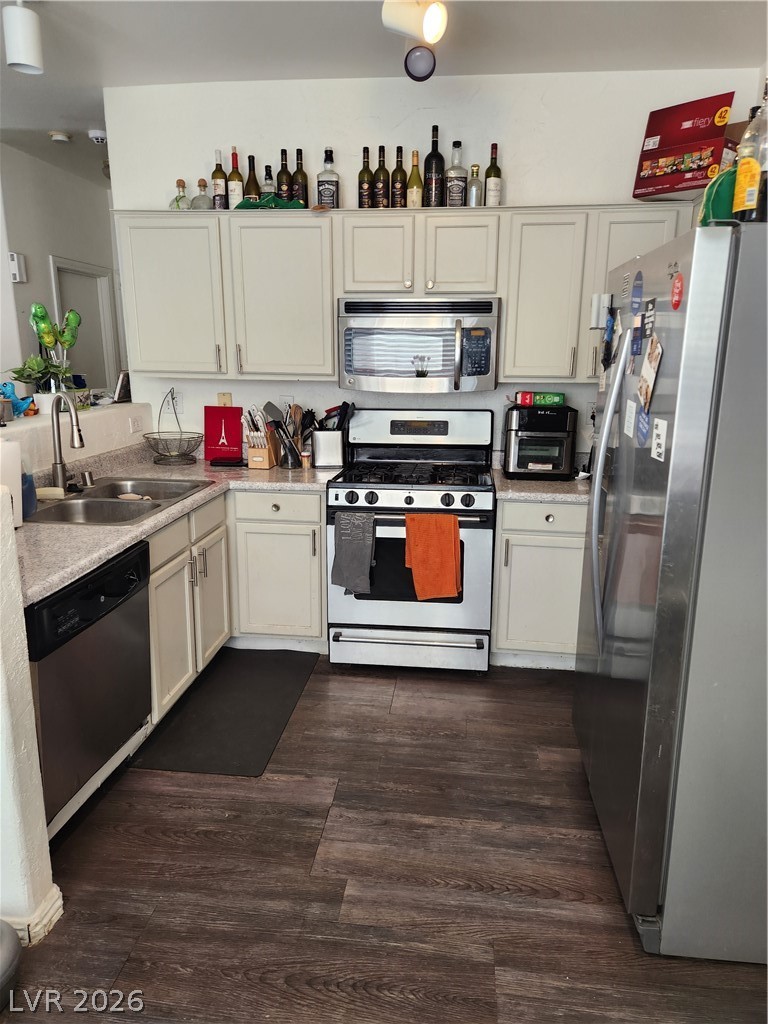 2727 Advancement Avenue North Las Vegas NV 89031