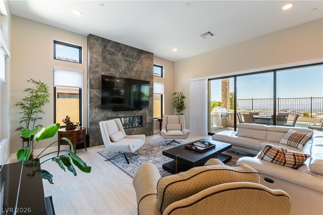 446 Highview Ridge Avenue Las Vegas NV 89138