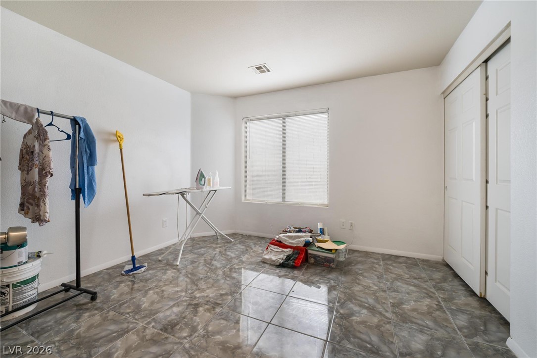 6548 Shining Sand Avenue Las Vegas NV 89142