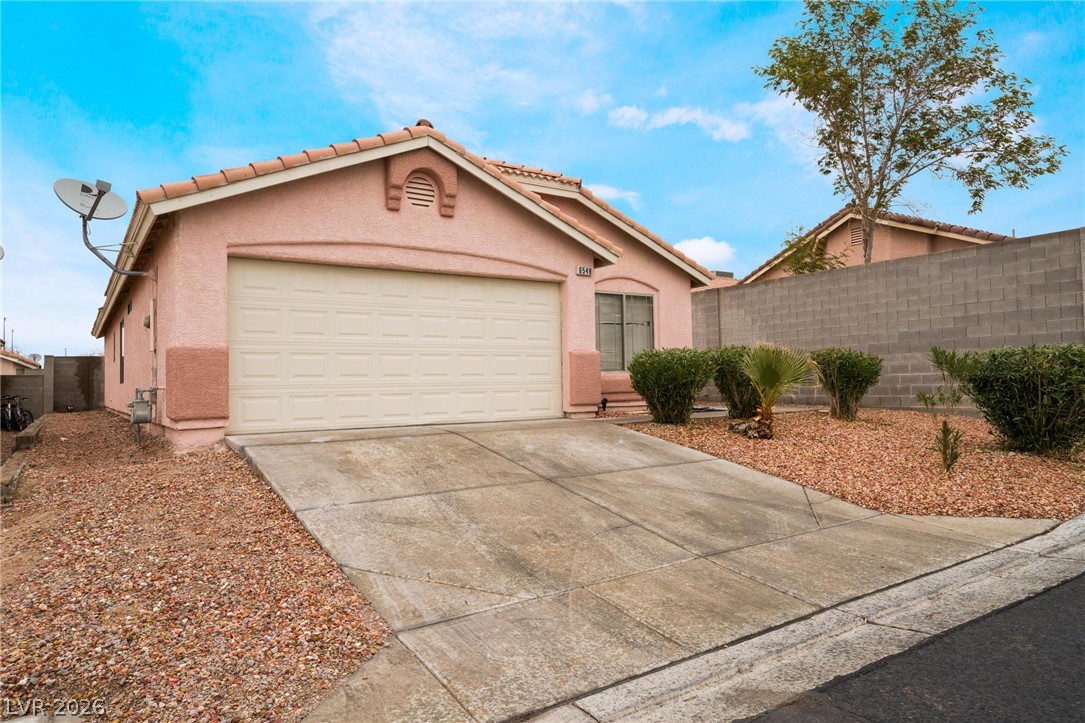 6548 Shining Sand Avenue Las Vegas NV 89142