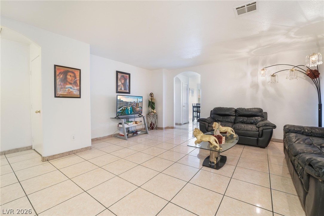 6548 Shining Sand Avenue Las Vegas NV 89142