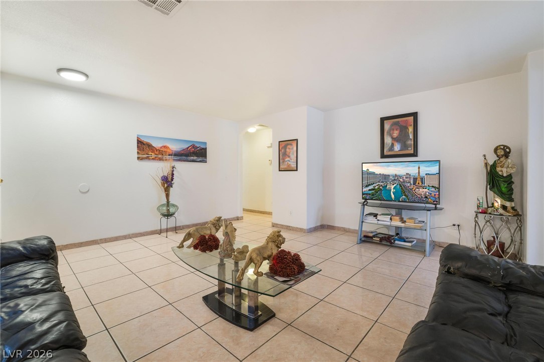 6548 Shining Sand Avenue Las Vegas NV 89142