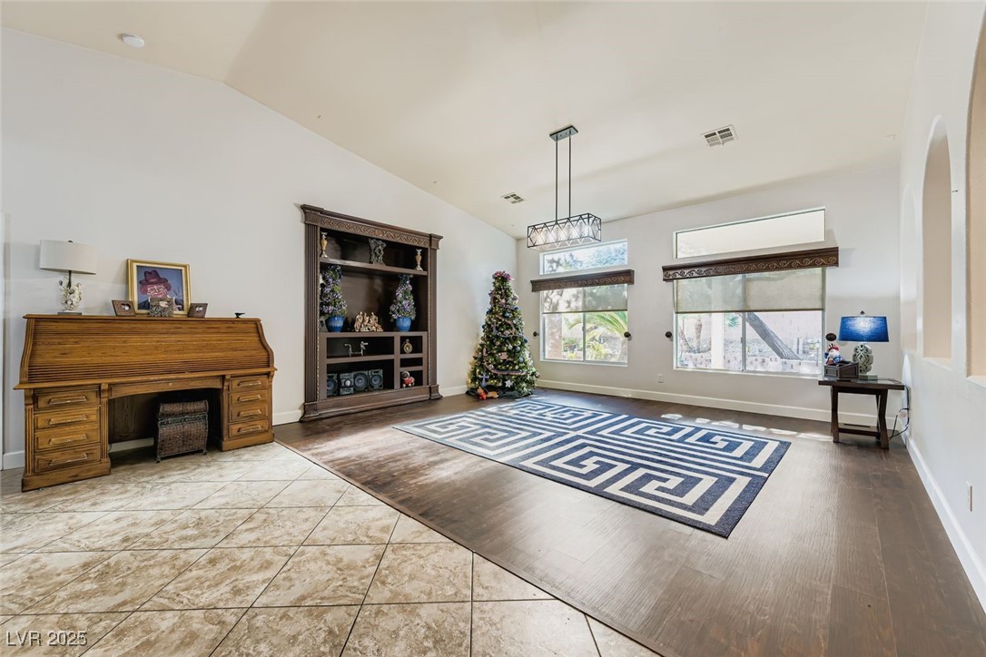 8225 Long Buffalo Avenue Las Vegas NV 89131