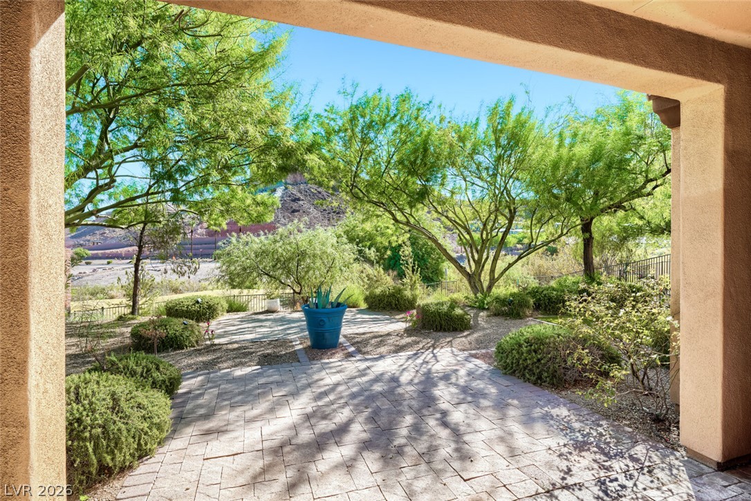 6 Lago Turchino Court Henderson NV 89011