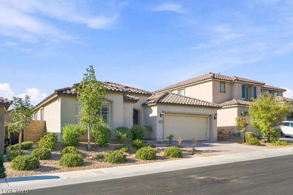 9945 Bristlecone Skye Avenue Las Vegas NV 89166
