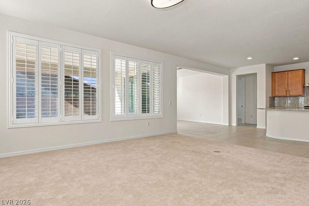 9945 Bristlecone Skye Avenue Las Vegas NV 89166