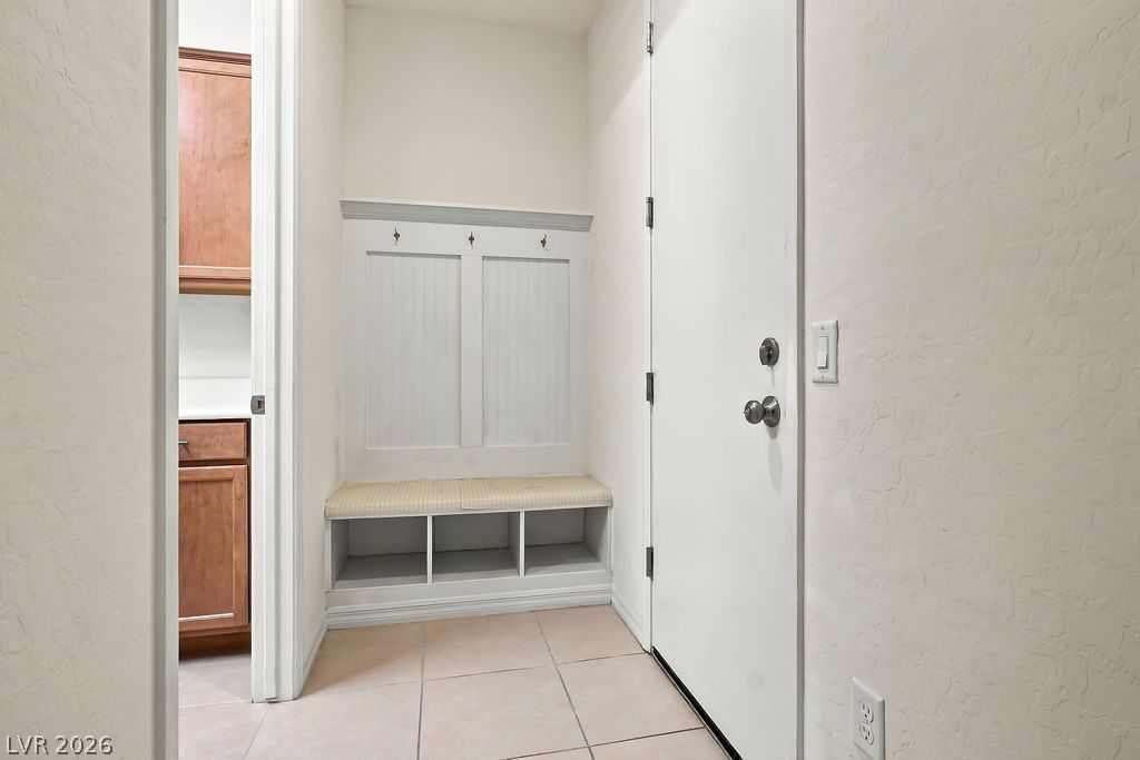 9945 Bristlecone Skye Avenue Las Vegas NV 89166