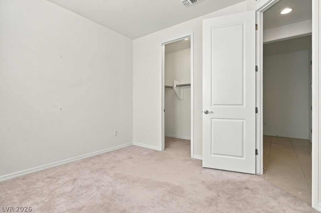 9945 Bristlecone Skye Avenue Las Vegas NV 89166