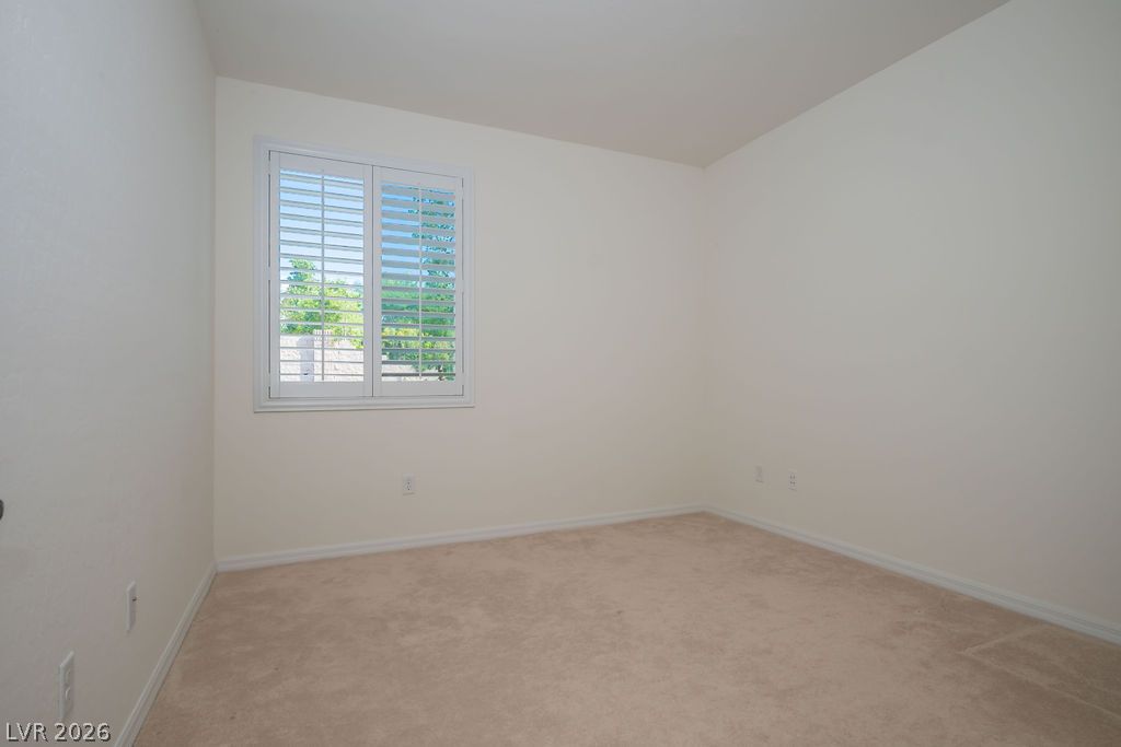 9945 Bristlecone Skye Avenue Las Vegas NV 89166
