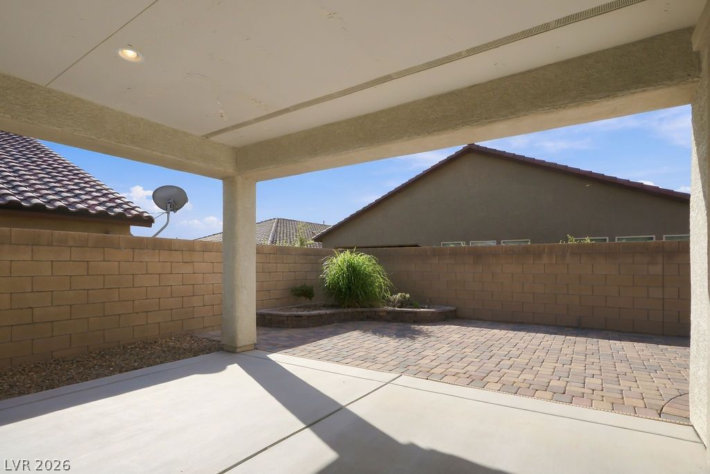9945 Bristlecone Skye Avenue Las Vegas NV 89166