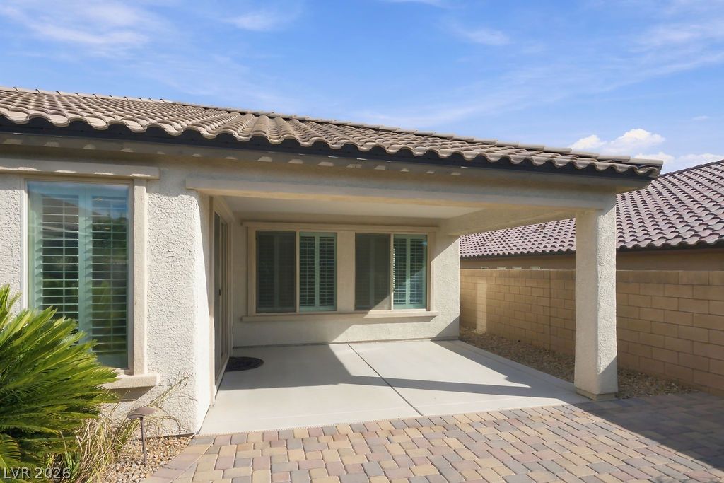 9945 Bristlecone Skye Avenue Las Vegas NV 89166