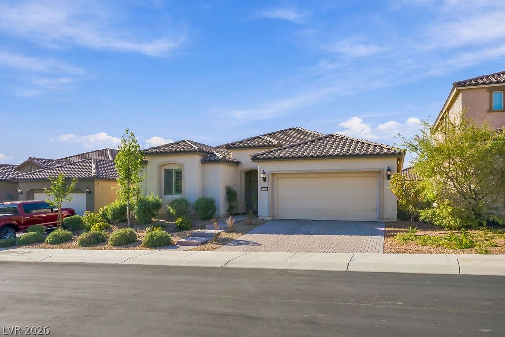 9945 Bristlecone Skye Avenue Las Vegas NV 89166