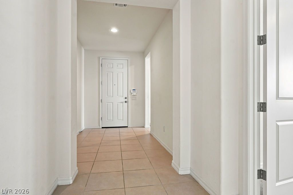 9945 Bristlecone Skye Avenue Las Vegas NV 89166