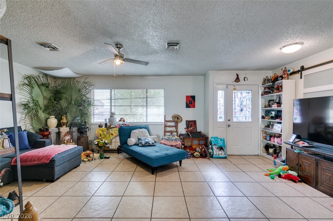 1709 Shadow Mountain Place Las Vegas NV 89108