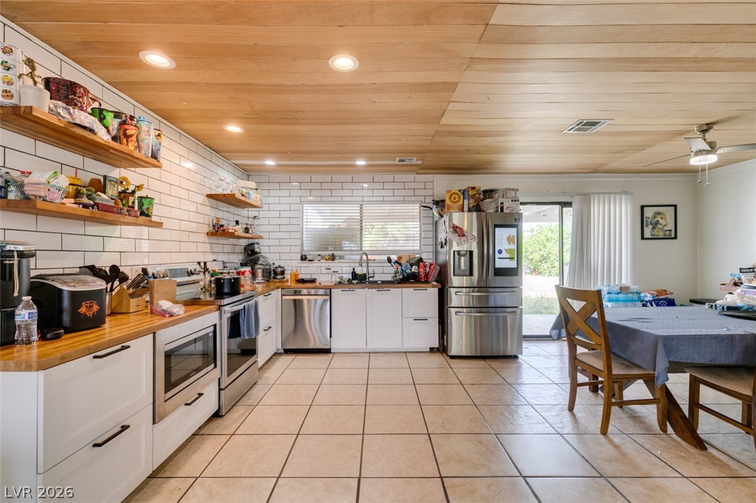 1709 Shadow Mountain Place Las Vegas NV 89108