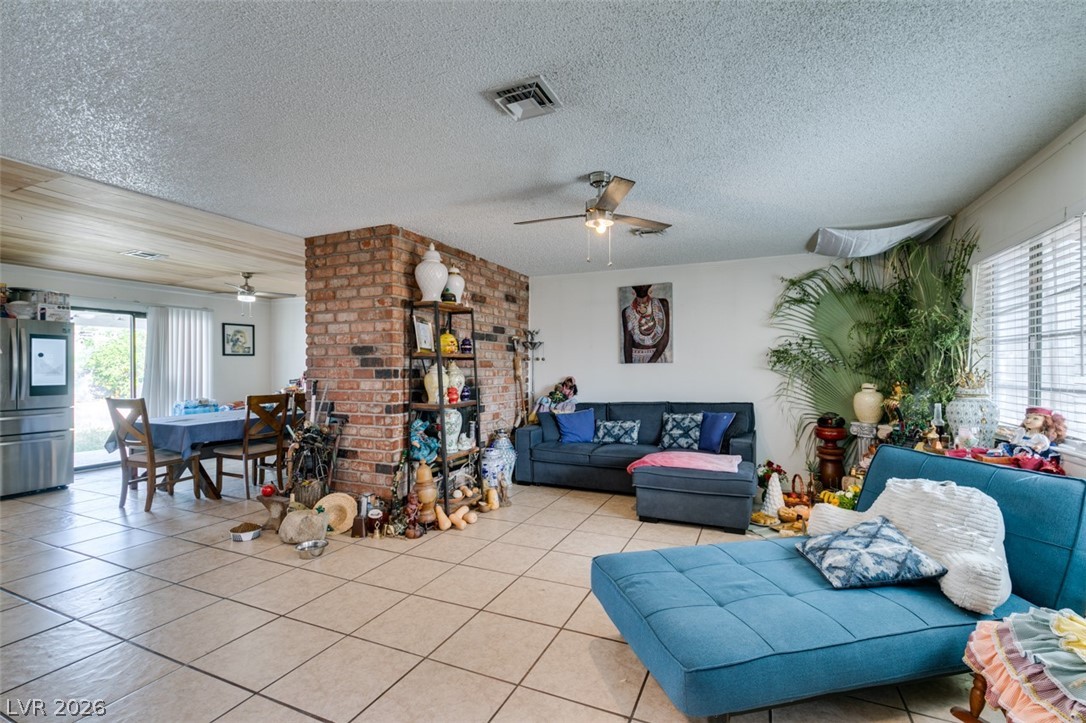 1709 Shadow Mountain Place Las Vegas NV 89108