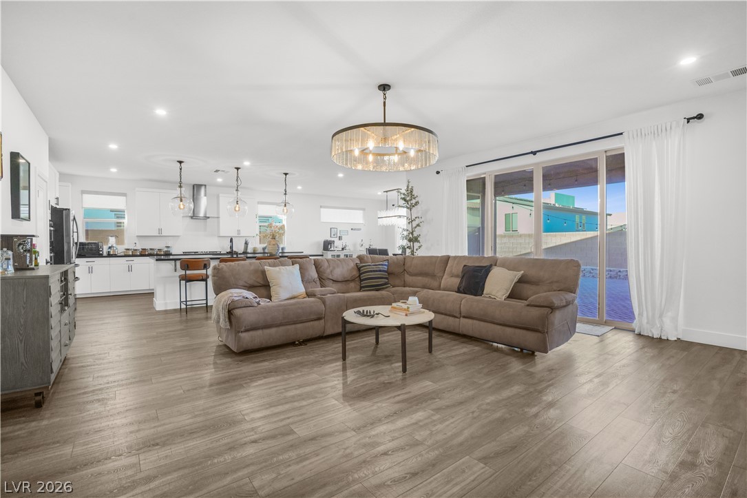 6842 Empire Cliff Street North Las Vegas NV 89084