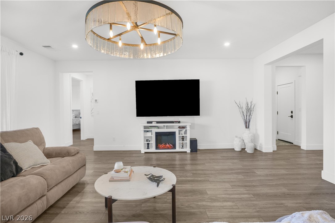 6842 Empire Cliff Street North Las Vegas NV 89084