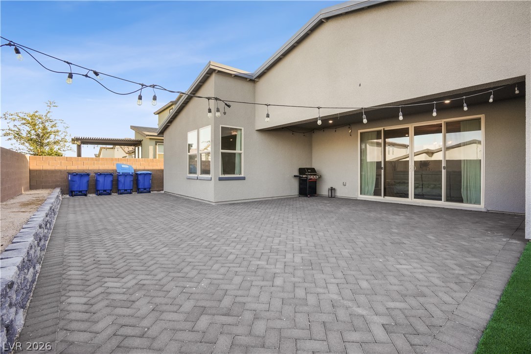 6842 Empire Cliff Street North Las Vegas NV 89084