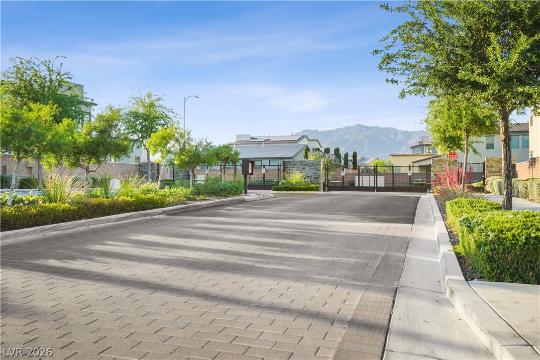 6842 Empire Cliff Street North Las Vegas NV 89084