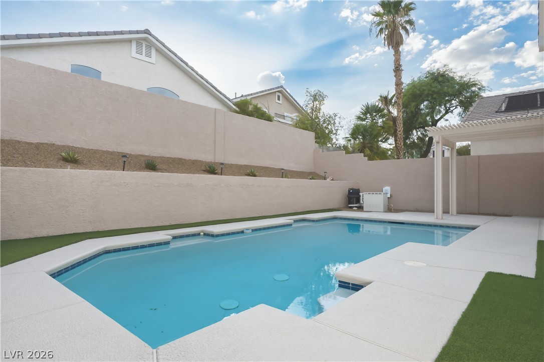 1917 Thunder Ridge Circle Henderson NV 89012