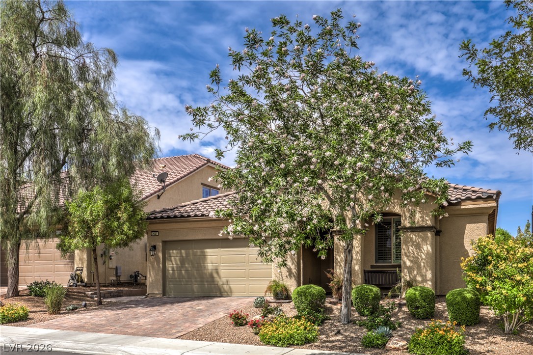 2641 Ornate Regiment Street Henderson NV 89044