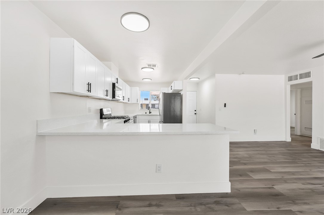 2204 Dune Drive Las Vegas NV 89106