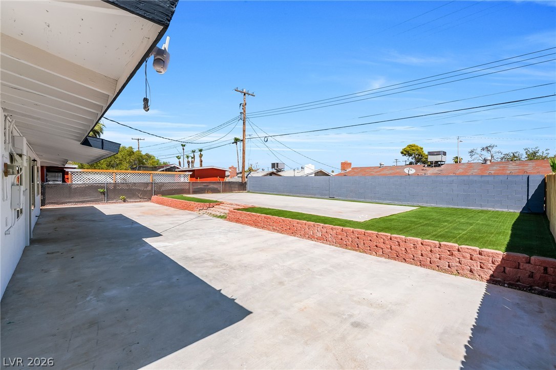 2204 Dune Drive Las Vegas NV 89106