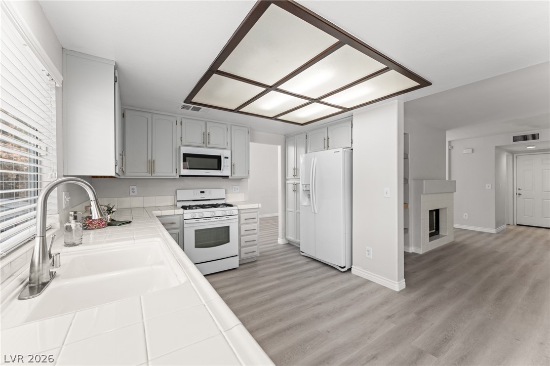310 Windmere Street Henderson NV 89074