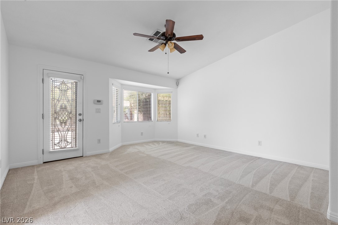 6813 Unicorn Street Las Vegas NV 89131