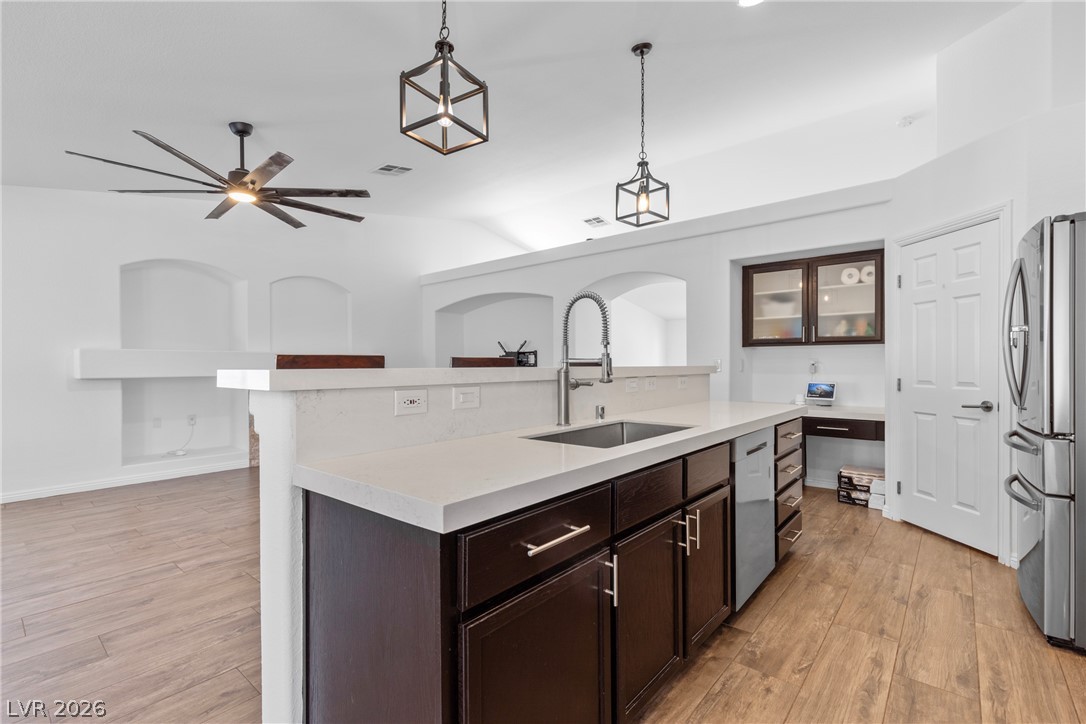 6813 Unicorn Street Las Vegas NV 89131
