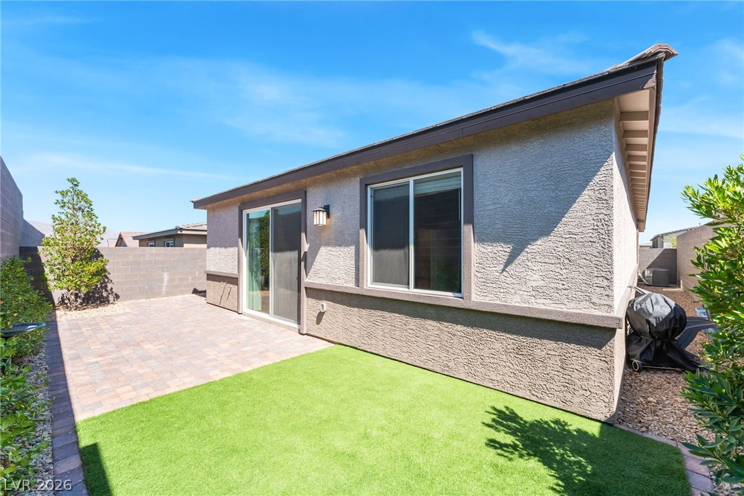 9458 Noble Fir Ridge Avenue Las Vegas NV 89143
