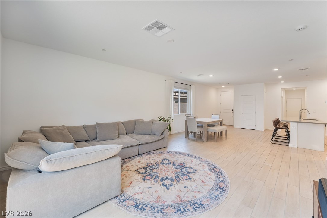 9458 Noble Fir Ridge Avenue Las Vegas NV 89143
