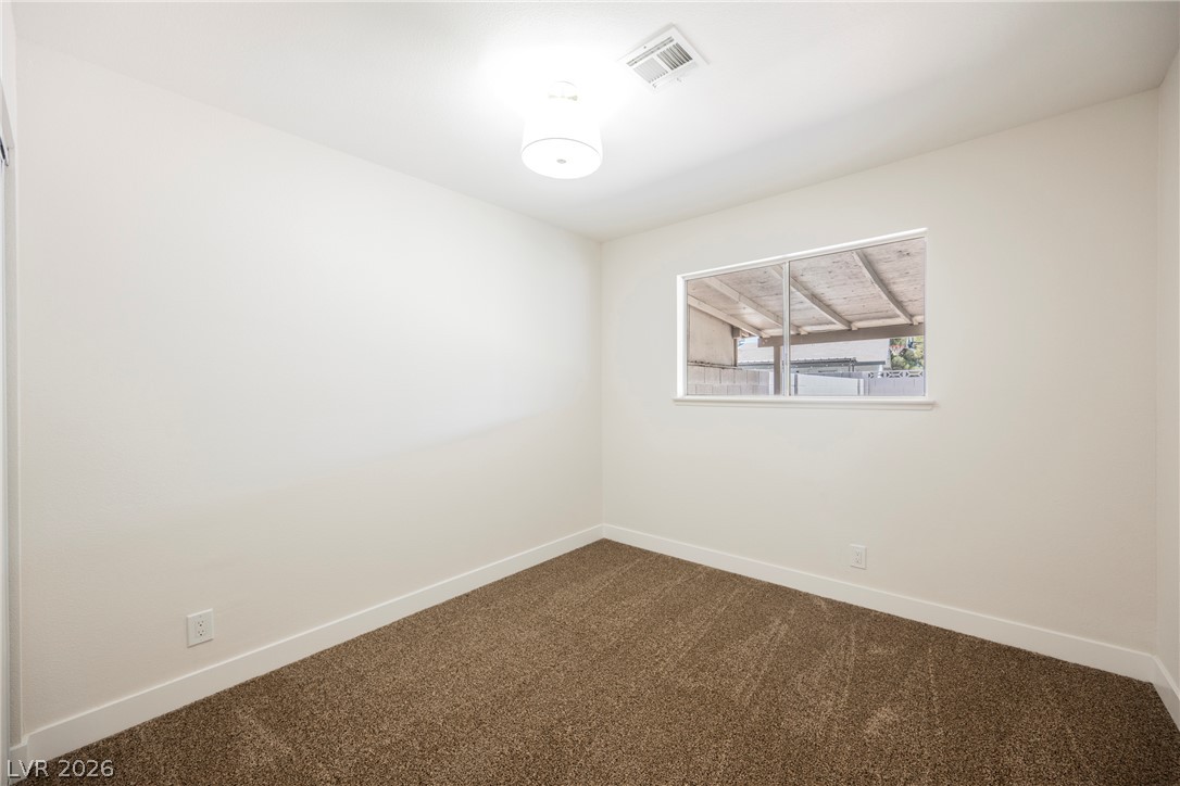 35 Hickory Street Las Vegas NV 89110