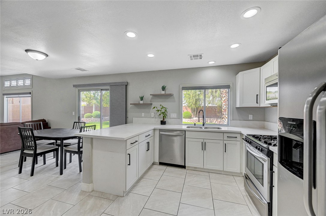2558 Williamsburg Street Henderson NV 89052