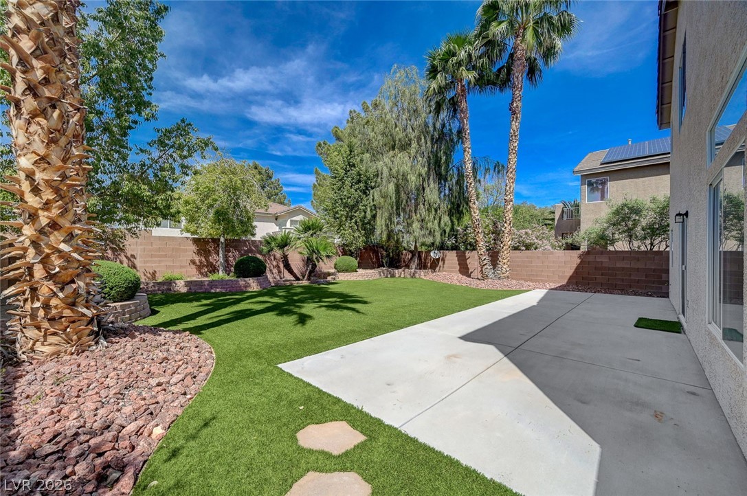 2558 Williamsburg Street Henderson NV 89052