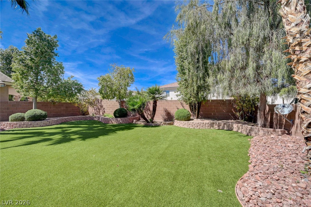 2558 Williamsburg Street Henderson NV 89052