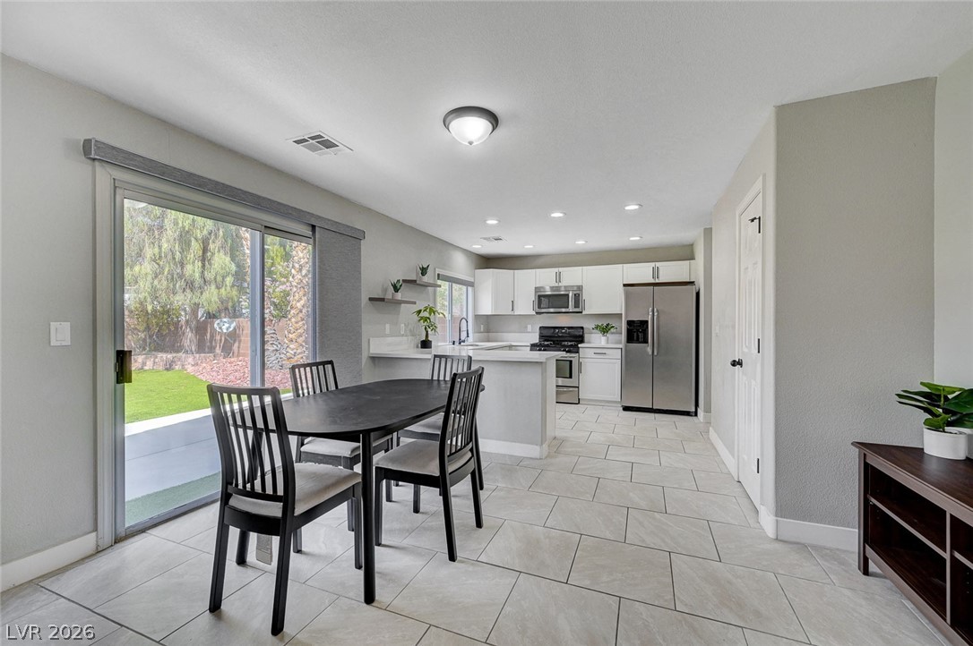 2558 Williamsburg Street Henderson NV 89052